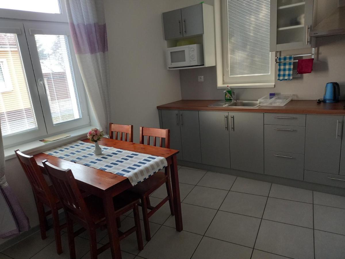 Alegria Natur Apartments Микулов Екстериор снимка
