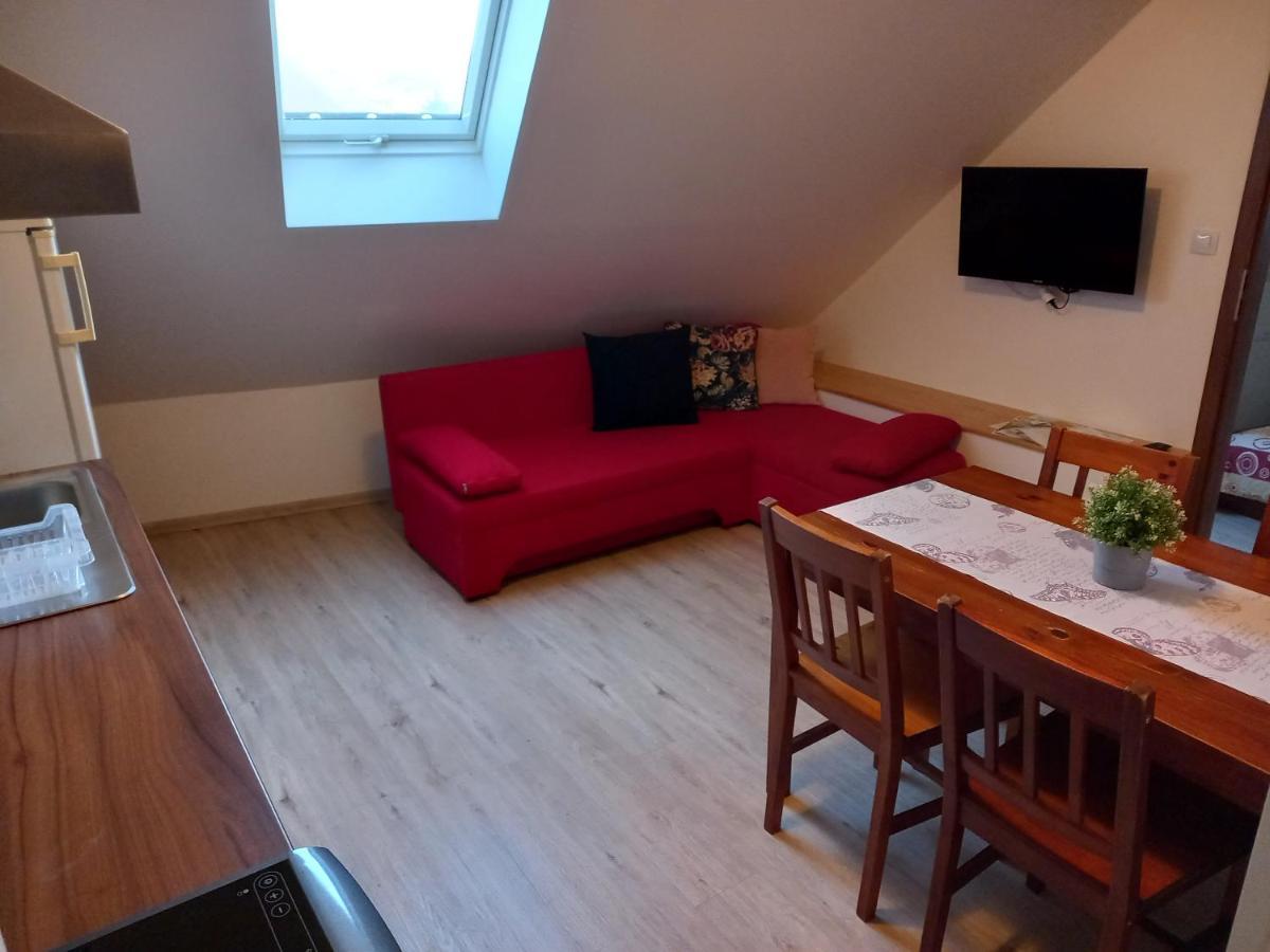 Alegria Natur Apartments Микулов Екстериор снимка