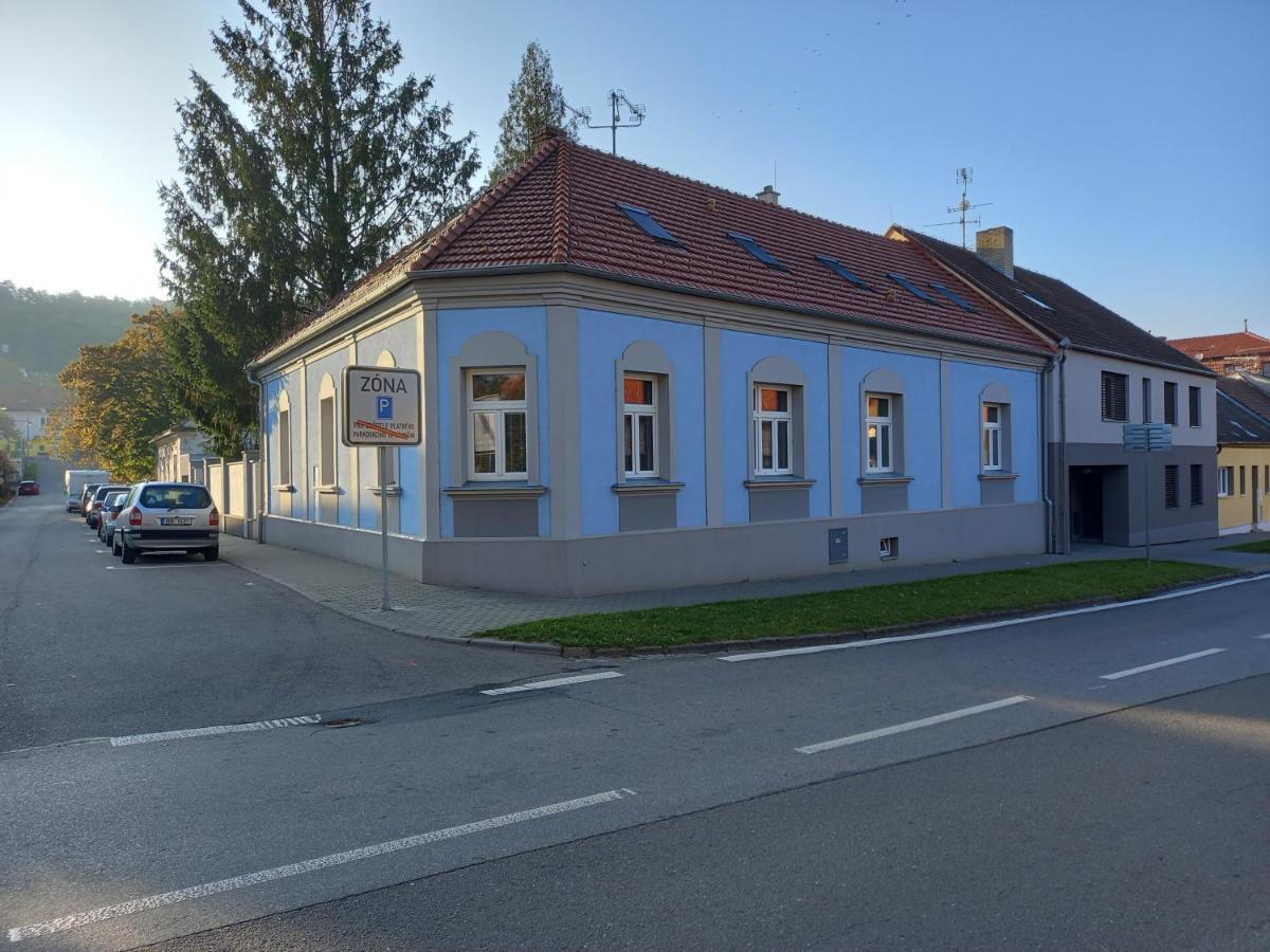 Alegria Natur Apartments Микулов Екстериор снимка