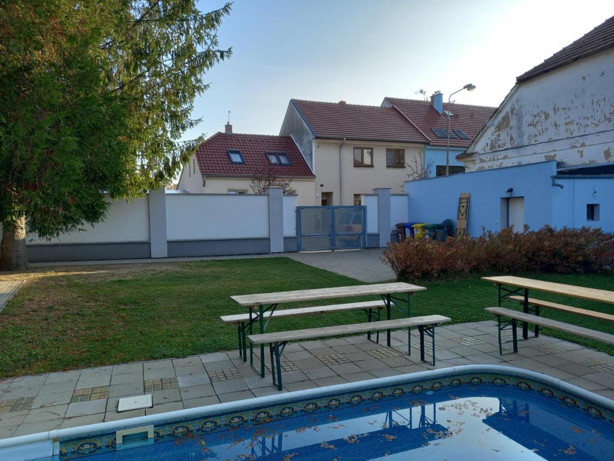 Alegria Natur Apartments Микулов Екстериор снимка