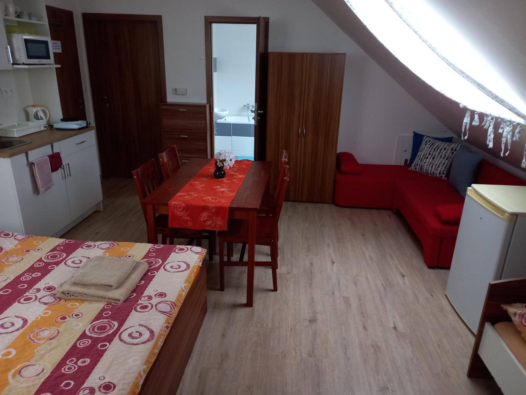 Alegria Natur Apartments Микулов Екстериор снимка