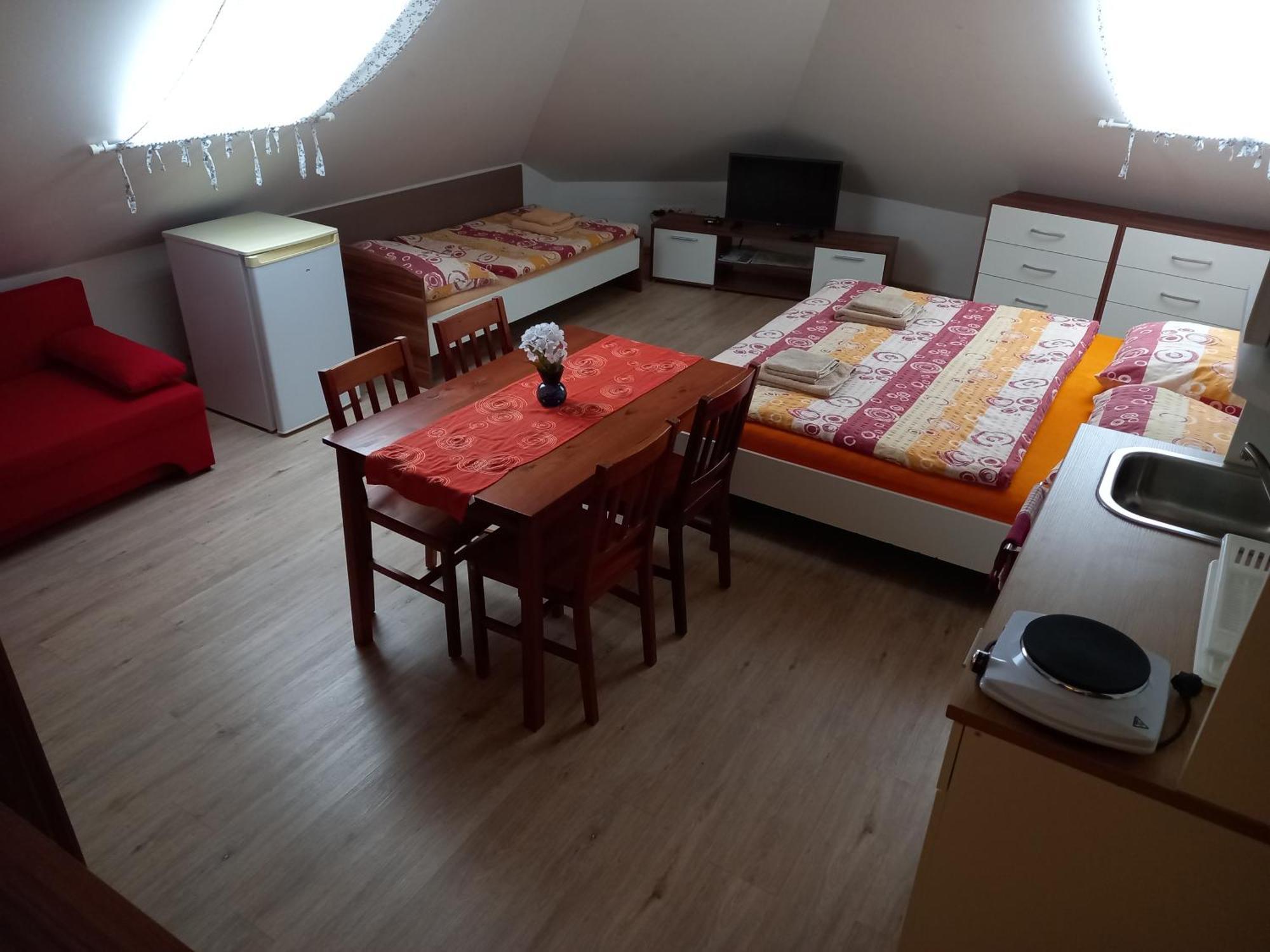 Alegria Natur Apartments Микулов Екстериор снимка