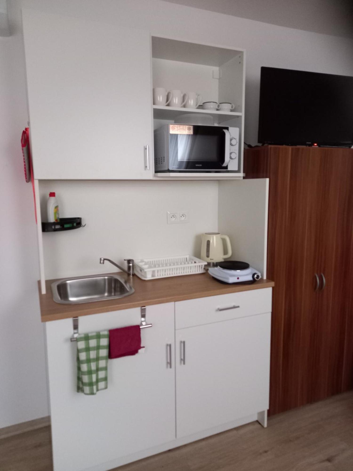Alegria Natur Apartments Микулов Екстериор снимка