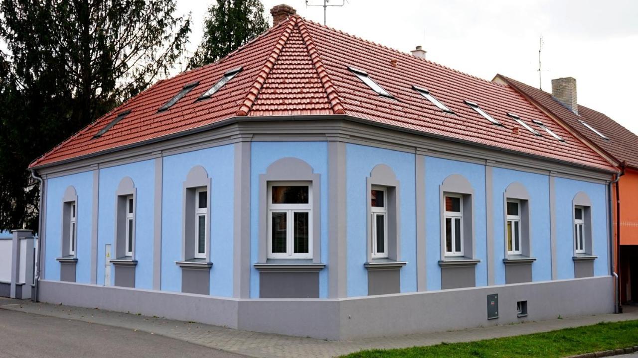 Alegria Natur Apartments Микулов Екстериор снимка