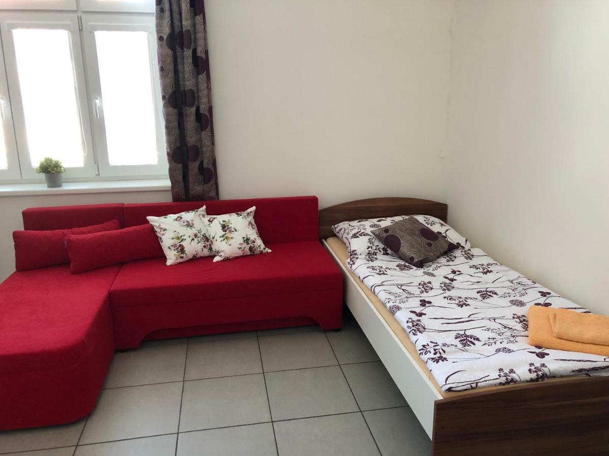 Alegria Natur Apartments Микулов Екстериор снимка