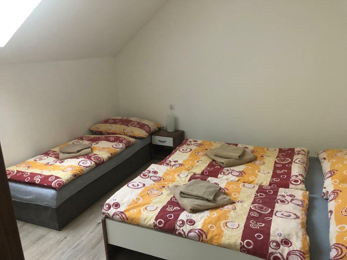 Alegria Natur Apartments Микулов Екстериор снимка